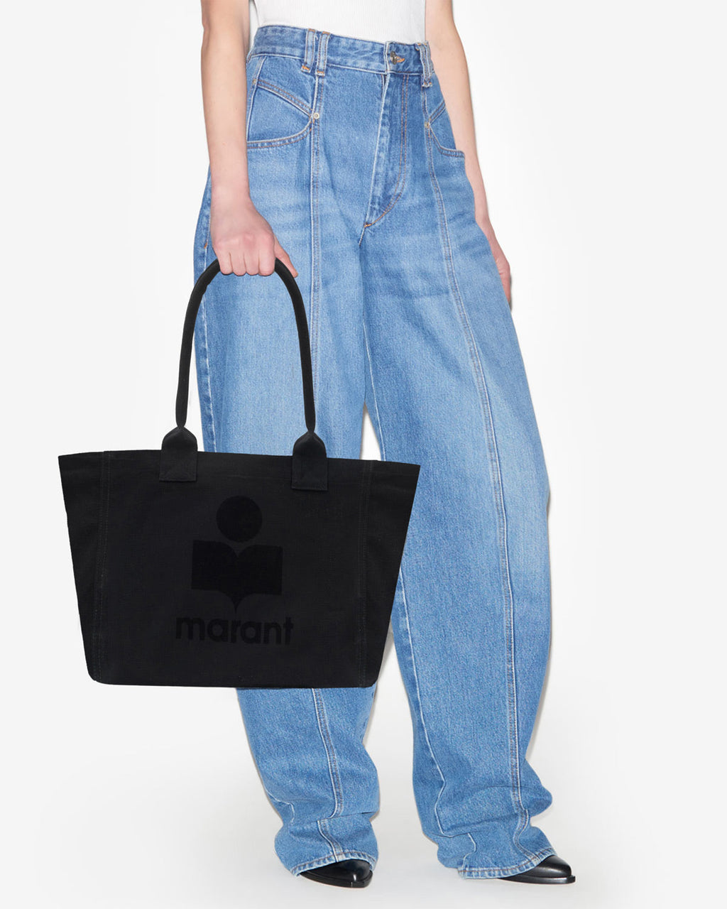 Yenky Zipped bag